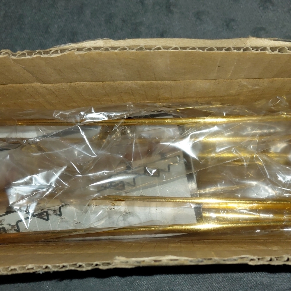 2 Pack Hanging Wine Glass Racks - Picture 2 of 2